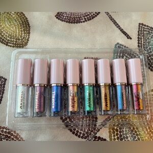 Avierll Glitter Liquid Eyeliner Set